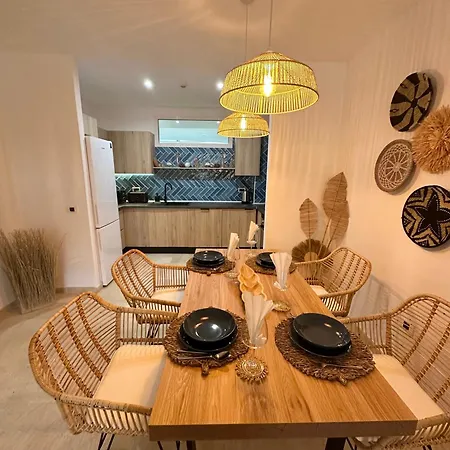 아파트 El Nautico Coral - Oceanview Escape