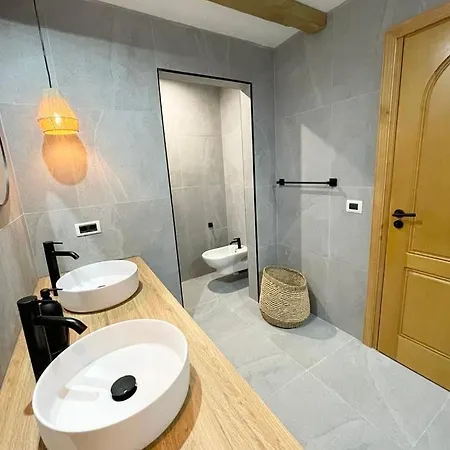 El Nautico Coral Suite - Oceanview Escape Apartment *