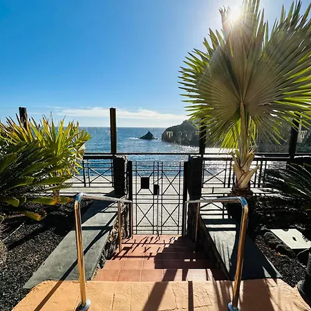 El Nautico Coral Suite - Oceanview Escape *